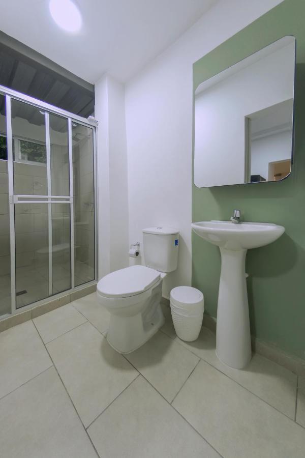Ventiuna Hotel Y Coliving Pereira Exterior photo